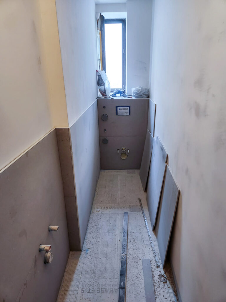 Bad Sanierung VG 2. OG L-08